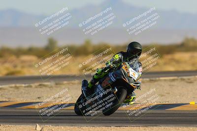 media/Dec-09-2023-SoCal Trackdays (Sat) [[76a8ac2686]]/Turn 15 Set 1 (230pm)/